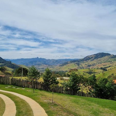 Villa La Trinca Casas Charmosas São Bento do Sapucaí Exterior foto